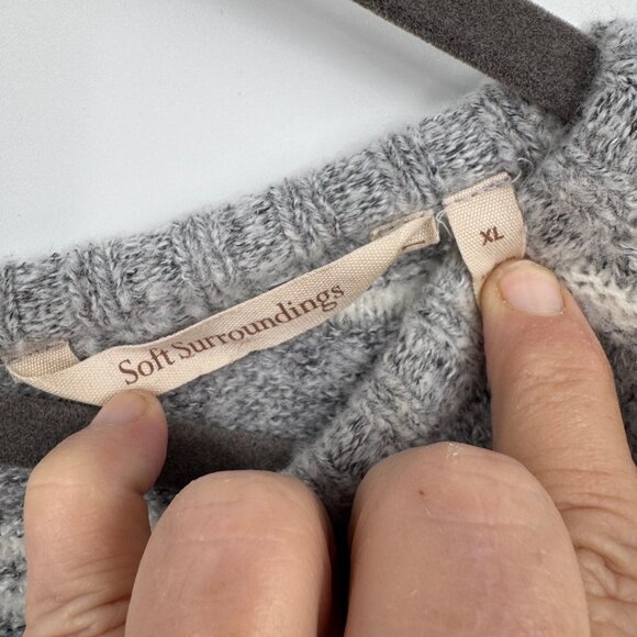 Soft Surroundings Margulies Sweater Zip Back Tunic Sweater Woman’s size XL gray - Picture 4 of 10